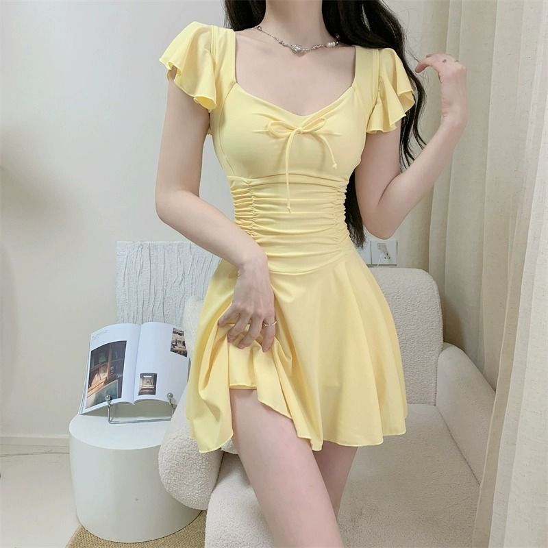 بدلة سباحة نسائية 2026 بظهر مف - مراجعة Bath وسعره