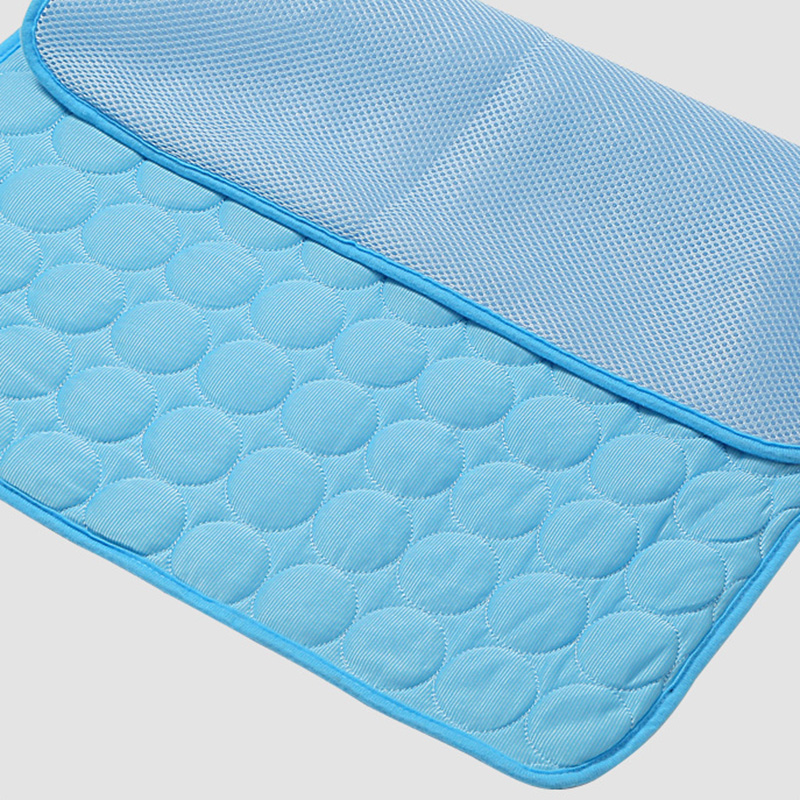 حصيرة تبريد للحيوانات الأليفة، - مراجعة Cooling Blanket Hot Sleepers وسعره